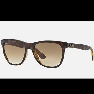 RAY-BAN Tortoise Frame Sunglasses